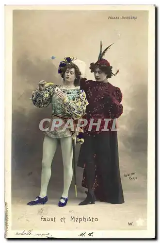 Cartes postales Theatre Femme Faust et Mephisto Folies Bergere