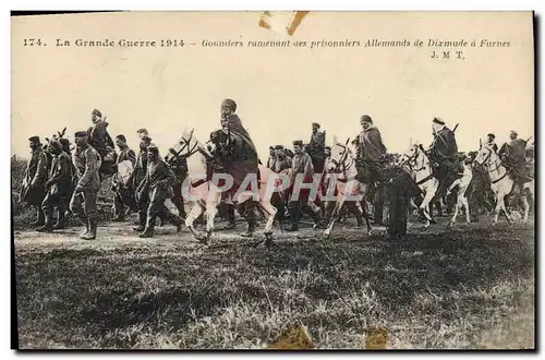 Ansichtskarte AK Militaria Goumiers ramenant des prisonniers allemands de Dixmude a Furnes