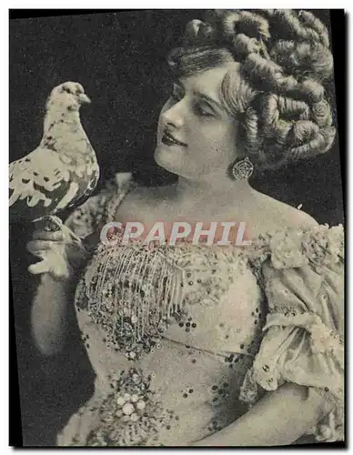 Cartes postales Theatre Femme Miss Katie Loisset Pigeon