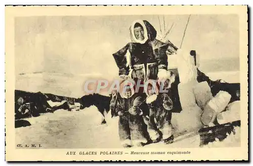 Ansichtskarte AK Polaire Aux glaces polaires Heureuse maman esquimaude
