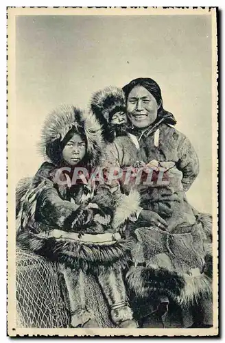 Ansichtskarte AK Polaire Alaska Une chretienne de l&#39Ocean Arctique et ses deux enfants