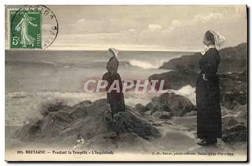 Cartes postales Peche Bretagne Pendant la tempete L&#39inquietude