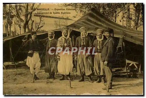 Ansichtskarte AK Militaria Marseille Exposition coloniale Campement de Spahis Algeriens