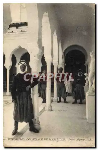 Cartes postales Militaria Exposition coloniale de Marseille Spahis Algeriens