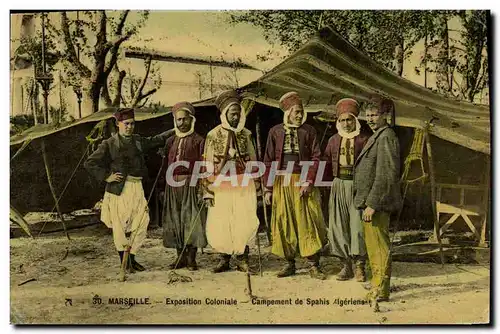 Ansichtskarte AK Militaria Marseille Exposition coloniale Campement de Spahis Algeriens