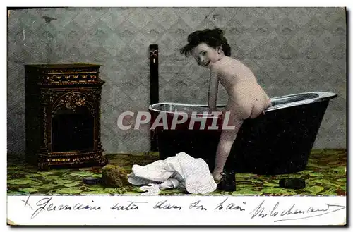 Cartes postales Fantaisie Enfant Bebe Bain