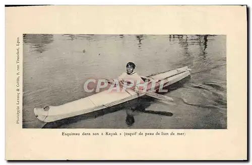 Cartes postales Polaire Esquimau dans son kayak esquif de peau de lion de mer