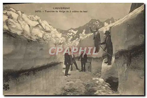 Ansichtskarte AK Folklore Auvergne Tranchee de neige de 3 metres de haut