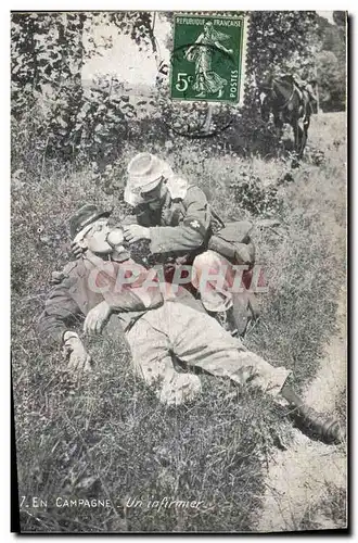 Cartes postales Militaria Un infirmier