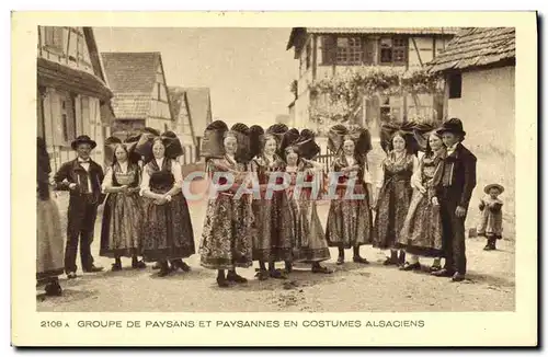 Ansichtskarte AK Folklore Groupe de paysans et paysannes en costumes alsaciens Alsace
