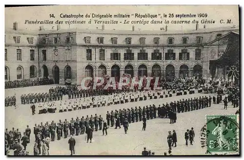 Cartes postales Catastrophe du dirigeable militaire Republique 25 septembre 1909 Funerailles des victimes Zeppel