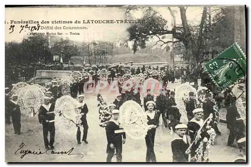 Ansichtskarte AK Funerailles des victimes de Latouche Treville Defile des couronnes