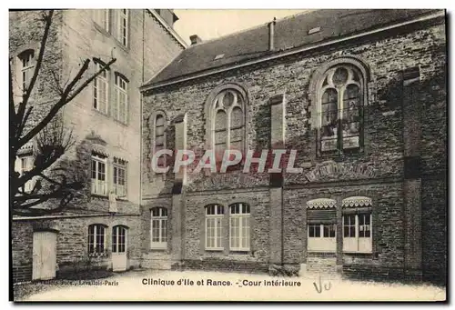 Cartes postales Clinique d&#39Ile et Rance Cour interieure