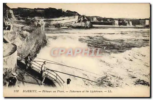 Cartes postales Biarritz Pecheurs au phare