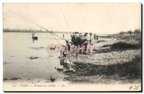 Cartes postales Peche Pecheur Vichy Pecheurs sur l&#39Allier