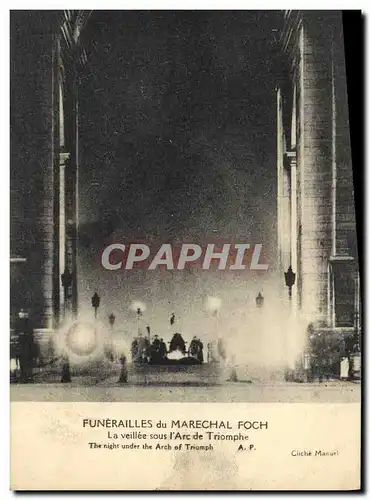 Cartes postales Funerailles du Marechl Foch La veillee sous l&#39Arc de Triomphe Paris