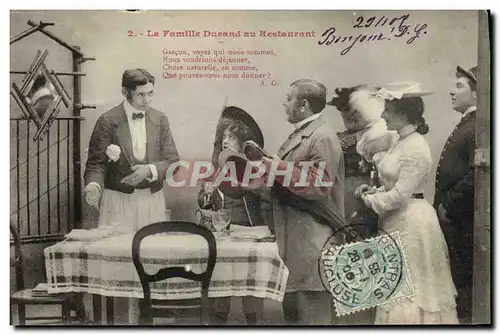 Cartes postales Fantaisie Femme la famille Durand au Restaurant