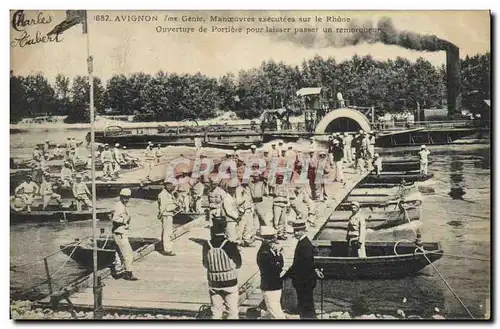 Cartes postales Militaria Avignon 7eme genie Manoeuvres executees sur le Rhone Ouverture de portiere pour laisse