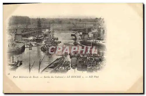 Ansichtskarte AK Bateau Port militaire de Brest Sortie du cuirasse Le Hoche