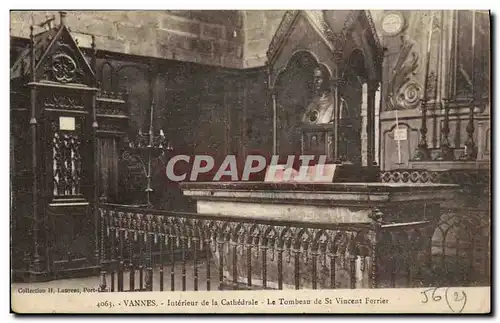Cartes postales Mort Vannes Interieur de la cathedrale le tombeau de St Vincent Ferrier