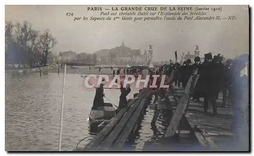 Cartes postales Militaria Paris La Grande Crue de la Seine Janvier 1910 Pont sur chevalets etabli sur l&#39espla