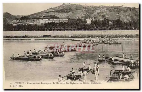 Cartes postales Militaria Vienne Manoeuvres de pontage sur le Rhone par les Regiments du Genie Dislocation