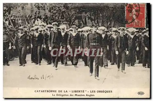 Cartes postales Catastrophe de la Liberte Les obseques La delegation des matelots anglais