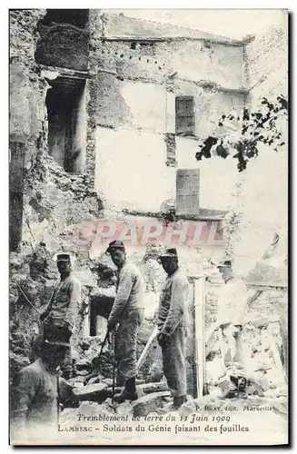 Cartes postales Militaria Tremblement de terre du 11 juin 1909 Lambesc Soldats de Genie faisant des fouilles