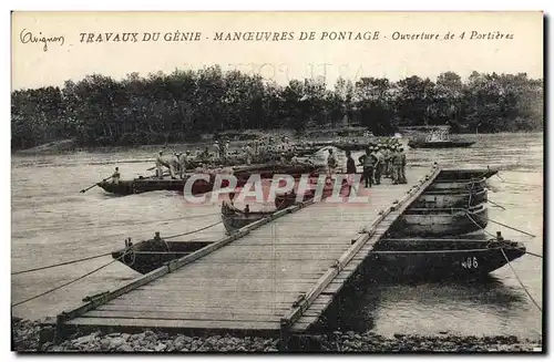 Ansichtskarte AK Militaria Travaux du Genie Manoeuvres de pontage Ouverture de 4 portieres