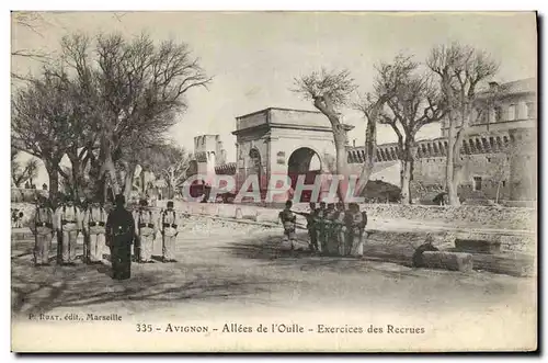 Ansichtskarte AK Militaria Avignon Allees de l&#39Oulle Exercices des recrues