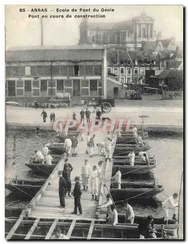 Cartes postales Militaria Arras Ecole de pont du Genie Pont en cours de construction