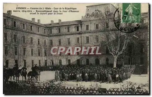 Ansichtskarte AK Militaria Avignon Caserne du 7eme Genie Cour de la Republique Rassemblement dans la Cour d&#39ho