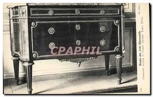 Cartes postales Musee des Arts Decoratifs Commode acajou en bronze Louis XVI