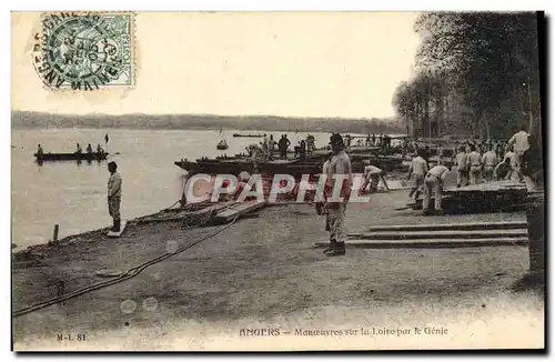 Ansichtskarte AK Militaria Angers Manoeuvres sur la Loire par le Genie