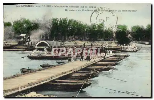 Cartes postales Militaria Avignon 7eme Genie Manoeuvres de pont Ouverture de portieres pour laisser passer un re