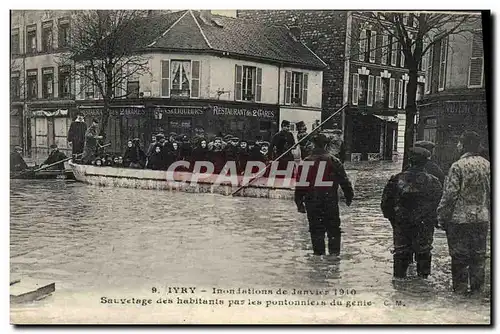 Ansichtskarte AK Militaria Ivry Inondations de Janvier 1910 Sauvetage des habitants par les pontonniers du genie