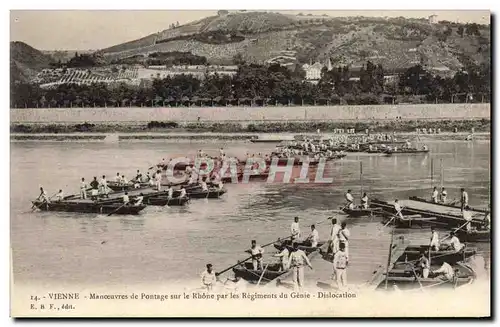 Cartes postales Militaria Vienne Manoeuvres de pontage sur le Rhone par les regiments du Genie Dislocation