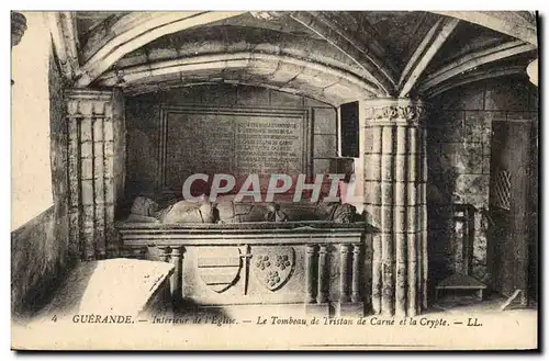 Cartes postales Guerande Interieur de l&#39eglise Le tombeau de Tristan de Carne et la crypte