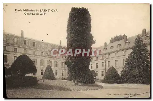 Cartes postales Militaria Ecole militaire de Saint Cyr Cour Louis XIV
