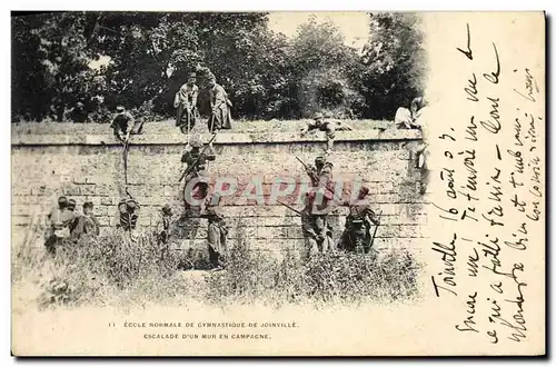 Cartes postales Militaria Ecole Normale de Gymnastique de Joinville Escalade d&#39un mur en campagne