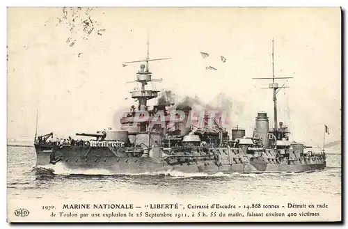 Cartes postales Bateau Liberte Cuirasse d&#39escadre Detruit en rade de Toulon