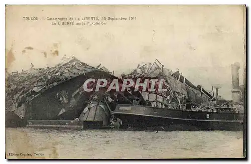 Ansichtskarte AK Bateau Toulon Catastrophe de la Liberte apres l&#39explosion