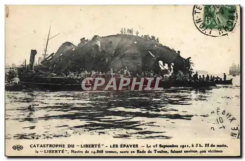 Cartes postales Bateau Catastrophe du Liberte Les epaves