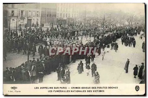 Ansichtskarte AK Les zeppelins sur Paris Les funerailles nationales des victimes