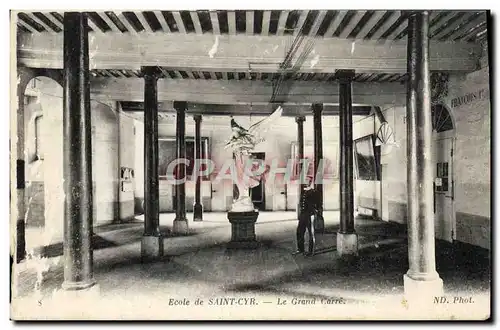 Cartes postales Ecole Saint Cyr Le Grand Carre Militaria