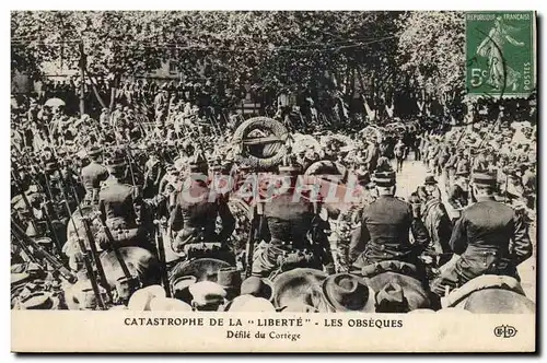 Cartes postales Bateau Catastrophe du Liberte Les obseques Defile du cortege