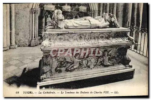 Ansichtskarte AK Tours La cathedrale le tombeau des enfants de Charles VIII