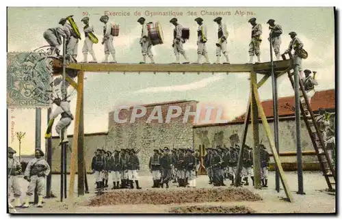 Cartes postales Militaria Chasseurs alpins Exercice de gymnastique