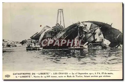 Cartes postales Bateau Catastrophe du Liberte Les epaves