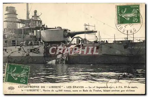 Cartes postales Bateau La catastrophe du Liberte Les epaves